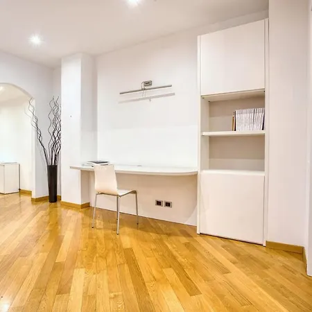 Hostmate - - Via De Vincenti - San Siro Apartament *